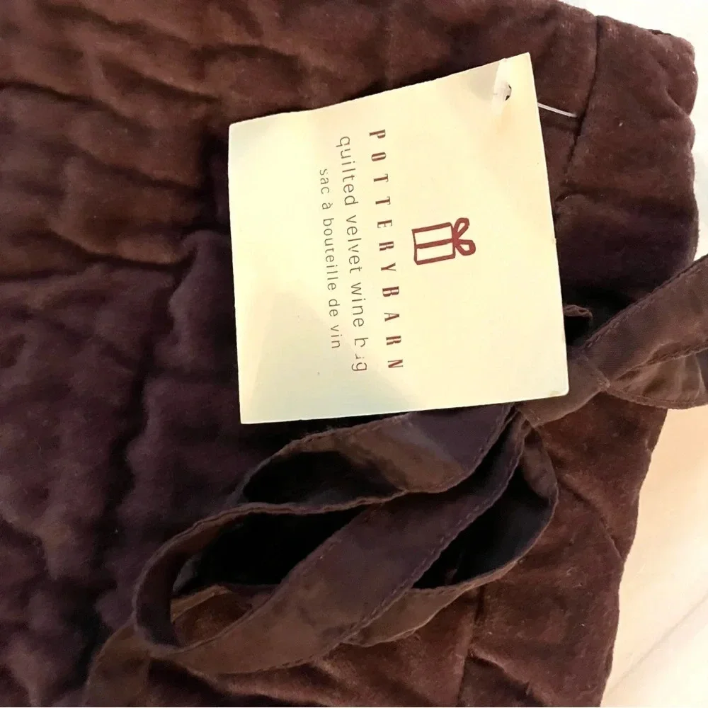 POTTERY BARN Quilted Velvet Wine Bag NWT‎